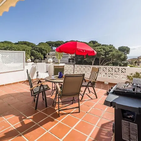 Appartement 2 Bedroom Stunning In Benalmádena